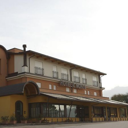 Hotel Il Monte Серравалле Экстерьер фото