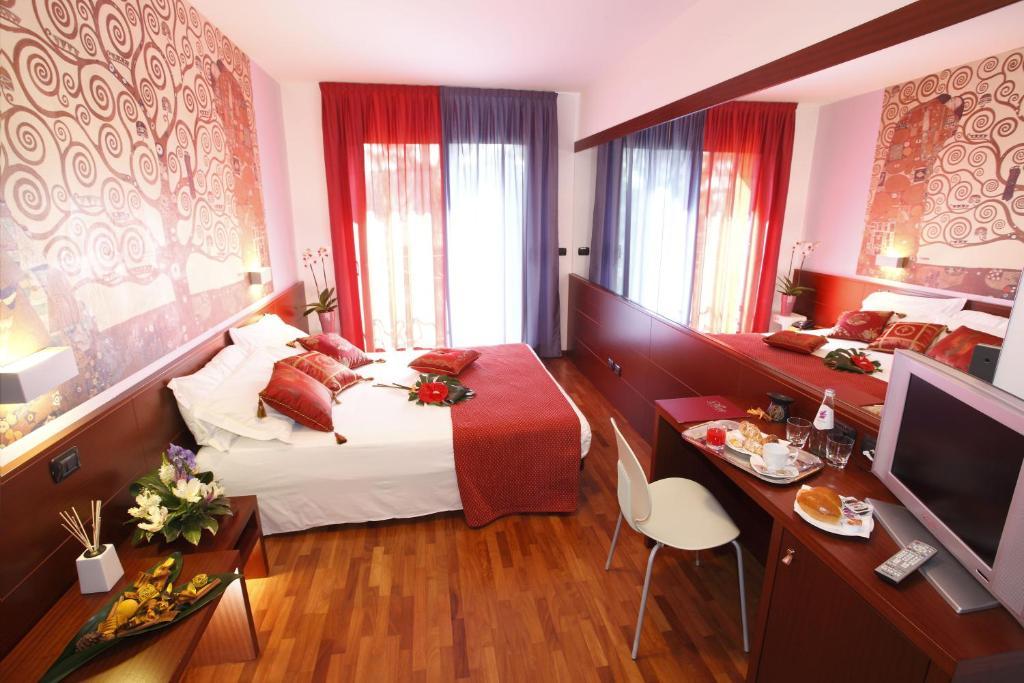 Hotel Il Monte Серравалле Номер фото